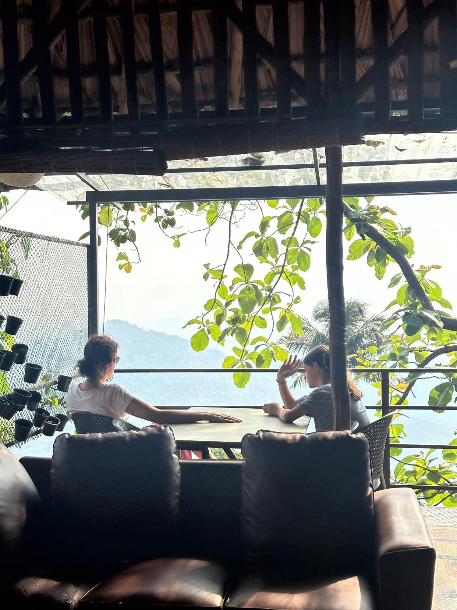 Sunset Valley Kerala Pool Resort - Serene Natural Forest Cottage Stay In Idukki With Sunrise & Sunset Panoramas, Natural Streams & Tranquil Summer Evenings Pirmed Екстер'єр фото